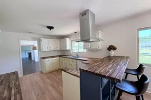 347 S College St, Metter, GA 30439 - Photo 12