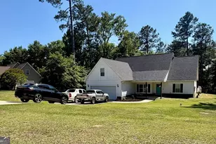 108 Cambridge Ct NE, Milledgeville, GA 31061 - Photo 2