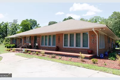 211 N Broad Street, Buena Vista, GA 31803 - Photo 2