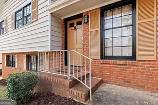 3727 Calmer Cir, East Point, GA 30344 - Photo 2