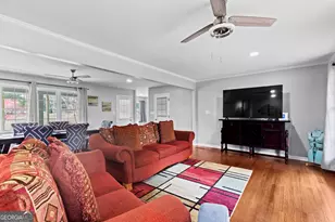 3727 Calmer Cir, East Point, GA 30344 - Photo 18