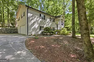 325 Springwood Dr, Clarkesville, GA 30523 - Photo 1