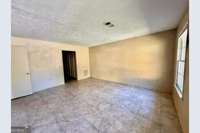 1050 Chestnut Oak Court NE #A &amp; B, Conyers, GA 30012 - Photo 4