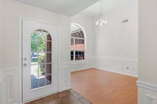 992 Brisley Cir, Hampton, GA 30228 - Photo 2