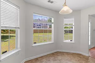 992 Brisley Cir, Hampton, GA 30228 - Photo 8