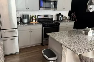 805 Bentley Dr, Fairburn, GA 30213 - Photo 8