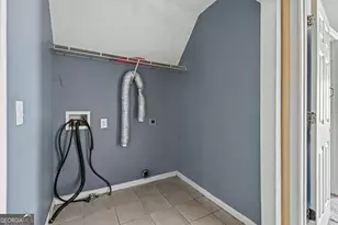 1451 Kennesaw Dr NW, Atlanta, GA 30318 - Photo 20