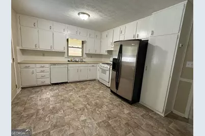 2691 Falcon Ridge Drive, Grayson, GA 30017 - Photo 2