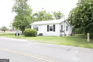 511 E 17th St, Alma, GA 31510 - Photo 2