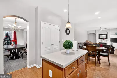 5625 Jamerson Drive, Atlanta, GA 30349 - Photo 8