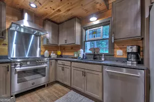 11 Brown Mountain Pl, Suches, GA 30572 - Photo 8