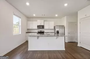 54 Rapps Ave, Pendergrass, GA 30567 - Photo 6