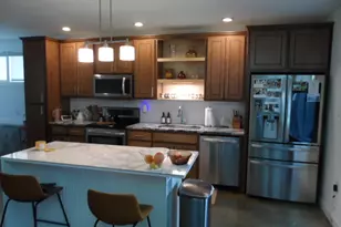 1213 Van Allen Mews NW, Atlanta, GA 30318 - Photo 2
