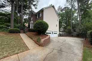 751 Rosa Dr, Lawrenceville, GA 30044 - Photo 2