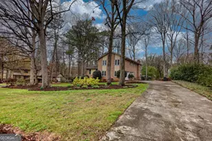 832 Sweet Briar Ln SE, Conyers, GA 30094 - Photo 46