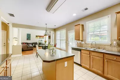 392 Cherry Tree Lane, Marietta, GA 30066 - Photo 14