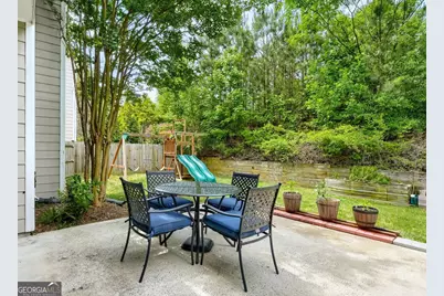392 Cherry Tree Lane, Marietta, GA 30066 - Photo 6