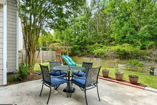 392 Cherry Tree Ln, Marietta, GA 30066 - Photo 6