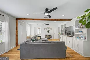1323 E 53rd St, Savannah, GA 31404 - Photo 8