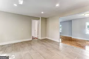 1928 Skidaway Rd, Savannah, GA 31404 - Photo 14