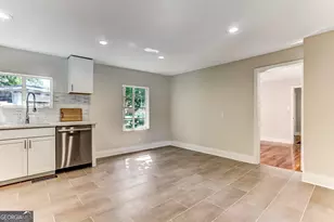 1928 Skidaway Rd, Savannah, GA 31404 - Photo 16