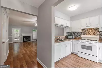 3724 Jamestown Court, Atlanta, GA 30340 - Photo 4