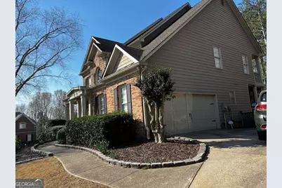905 Misty Wood Lane, Suwanee, GA 30024 - Photo 2