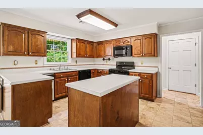 1632 Ellington Road SE, Conyers, GA 30013 - Photo 12