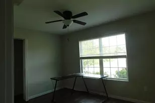 207 N Bridgeport Dr, Statesboro, GA 30461 - Photo 10