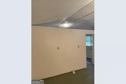 132 Collins Road, Jackson, GA 30233 - Photo 10