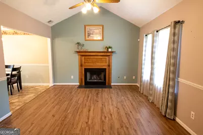 198 Brenda Ellen Drive, Newnan, GA 30265 - Photo 6