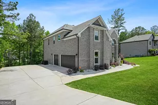 6065 Belmont Dr, Douglasville, GA 30135 - Photo 2