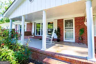 105 Sharp Dr, Carrollton, GA 30117 - Photo 6