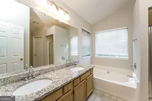 2740 Tradd Ct, Snellville, GA 30039 - Photo 12