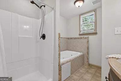 190 Indian Bluff Drive, Sharpsburg, GA 30277 - Photo 56