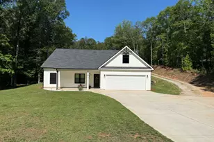 30 W Greenwood Dr, Carrollton, GA 30117 - Photo 1