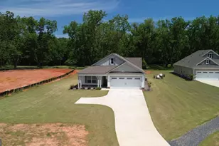 113 Chinaberry st, Pine Mountain, GA 31822 - Photo 2