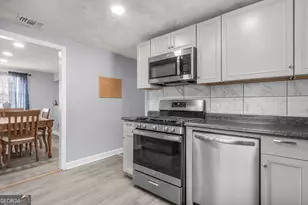 917 Porter St, Savannah, GA 31415 - Photo 16