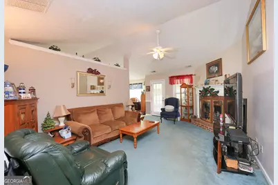 270 Roberts Trail, Locust Grove, GA 30248 - Photo 8