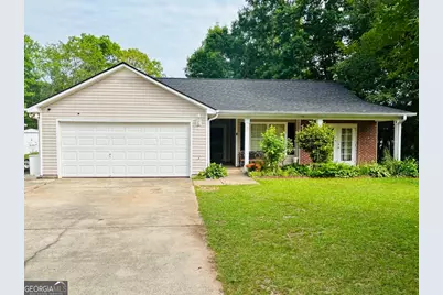 270 Roberts Trail, Locust Grove, GA 30248 - Photo 2