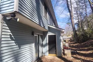 1570 Oakpointe Dr SW, Marietta, GA 30008 - Photo 2