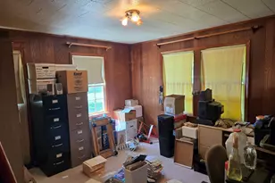 909 Thomaston St, Barnesville, GA 30204 - Photo 18