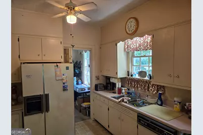 909 Thomaston Street, Barnesville, GA 30204 - Photo 8