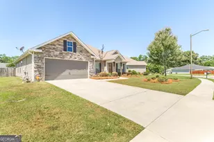 104 Savannah Ln, Bonaire, GA 31005 - Photo 2