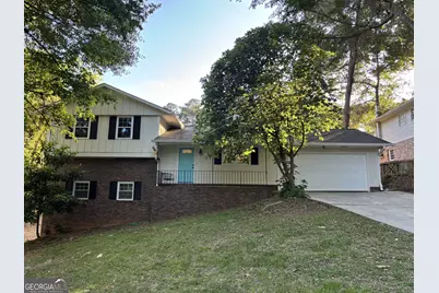 126 Azalea Drive, Peachtree City, GA 30269 - Photo 1