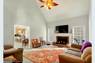 564 Edgefield Way, Macon, GA 31210 - Photo 4