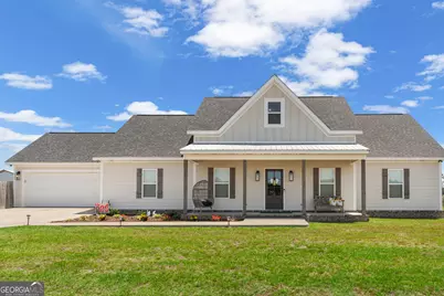 404 Zoarbella Drive, Baxley, GA 31513 - Photo 1