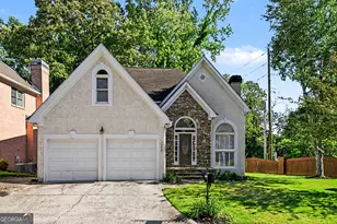 1033 Spalding Club Ct, Atlanta, GA 30338 - Photo 2