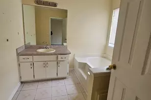 8257 Mountain Pass, Riverdale, GA 30274 - Photo 18