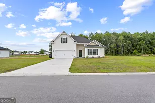 134 Sunflower Cir NE, Ludowici, GA 31316 - Photo 2